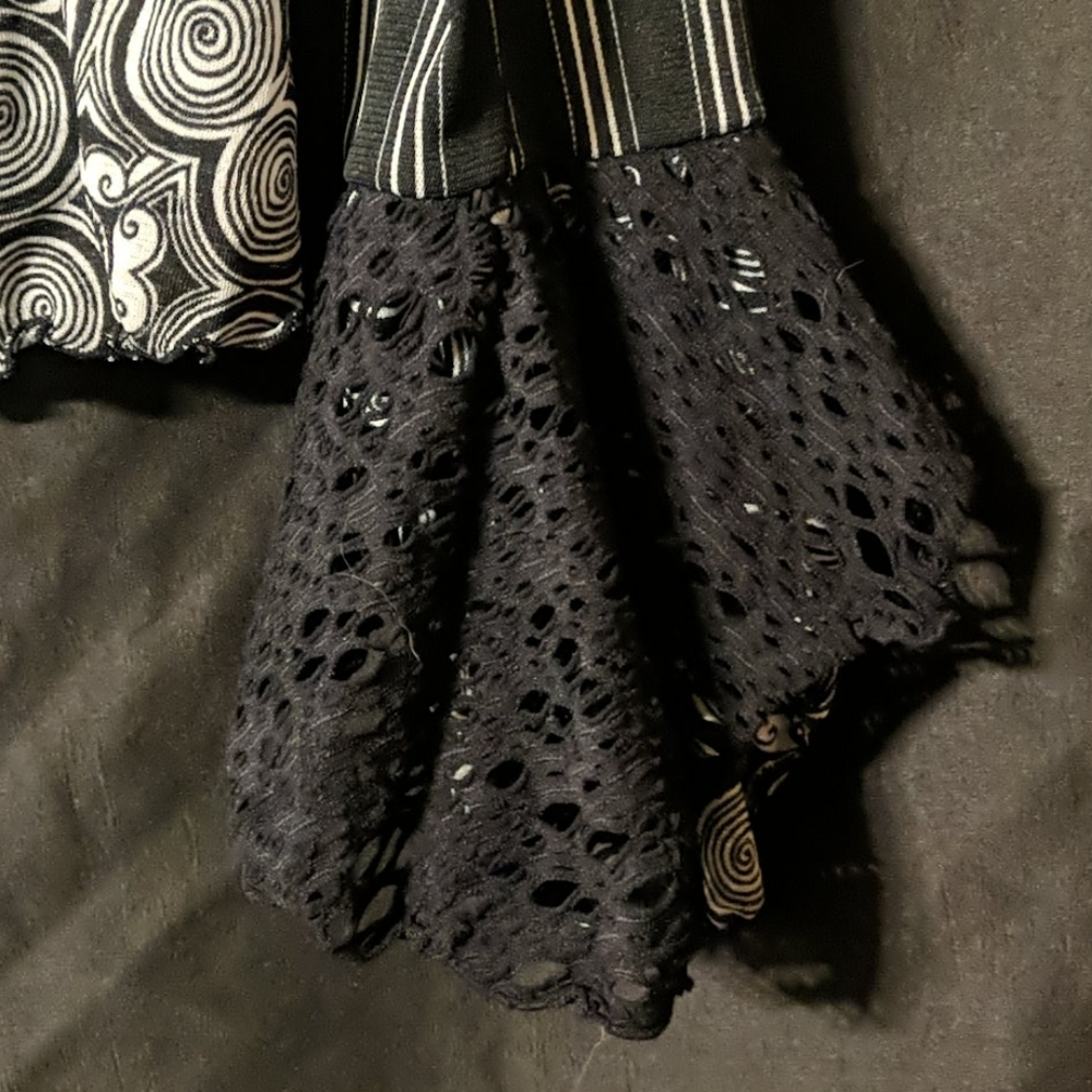 Button down blouse - Picture 4 of 7